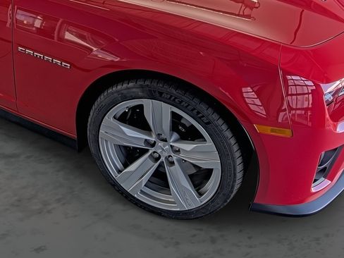 Used 2013 Chevrolet Camaro ZL1 w/ Gray Stripe Package RWD image 16