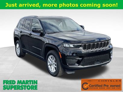 Used 2023 Jeep Grand Cherokee Laredo w/ Luxury Tech Group I