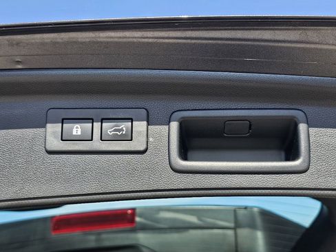 Certified 2023 Subaru Forester Premium AWD/4WD image 13