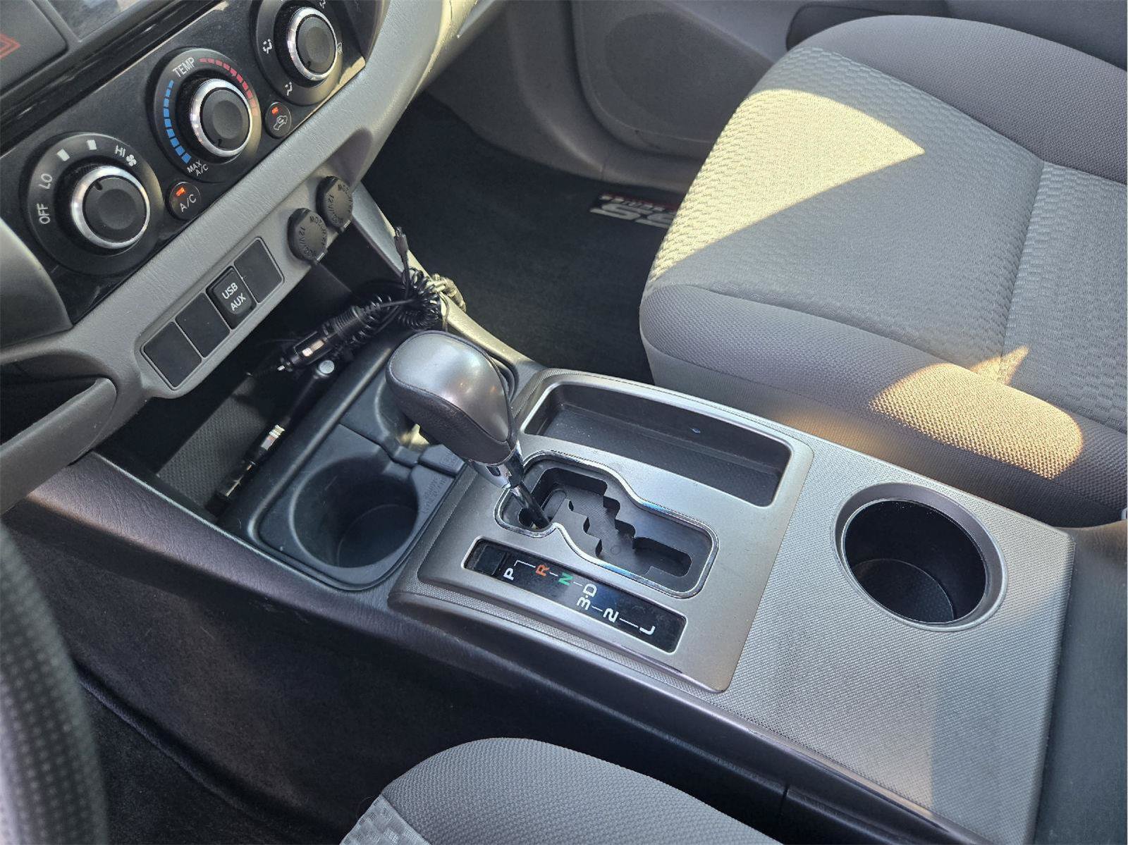 Used 2014 Toyota Tacoma PreRunner w/ SR5 Package RWD image 19