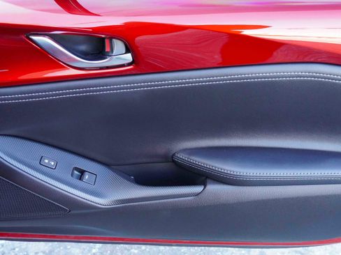 Used 2022 MAZDA MX-5 Miata Grand Touring image 33