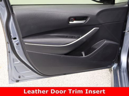 Used 2022 Toyota Corolla SE image 12