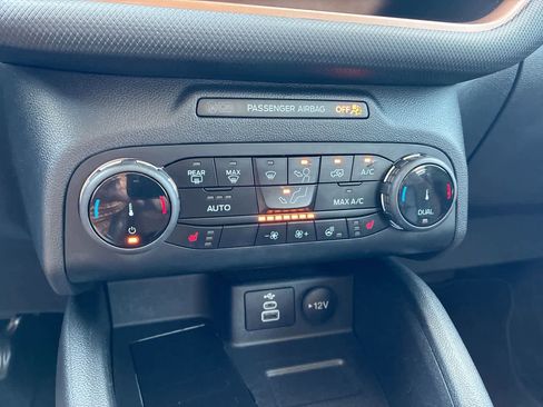Used 2023 Ford Bronco Sport Outer Banks w/ Tech Package AWD/4WD image 18