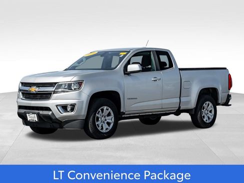 Used 2016 Chevrolet Colorado LT w/ LT Convenience Package RWD image 3