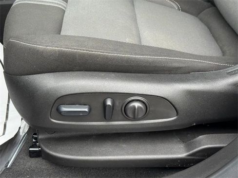 Used 2023 Chevrolet Blazer LT w/ Convenience Package image 17