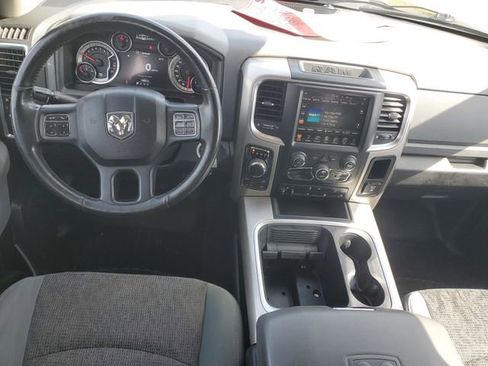 Used 2017 RAM 1500 Big Horn AWD/4WD image 10