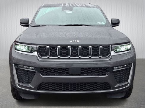 New 2026 Jeep Grand Cherokee Limited image 2