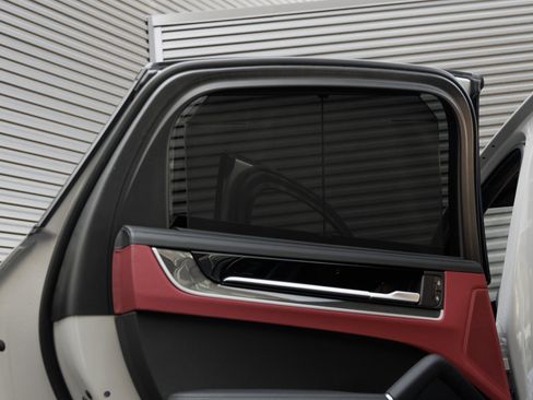 New 2025 Porsche Cayenne Turbo image 27