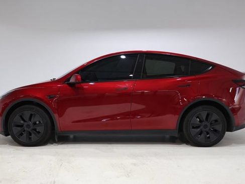 Used 2025 Tesla Model Y Long Range AWD/4WD image 4