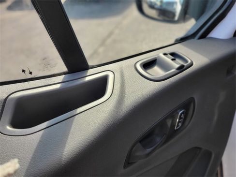 Used 2023 Ford Transit 350 XLT image 15