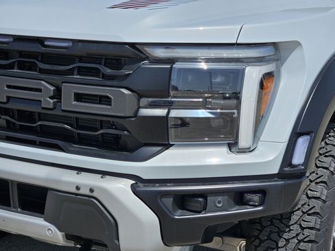 New 2025 Ford F150 Raptor AWD/4WD image 5