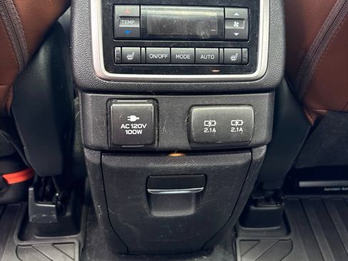 Used 2019 Subaru Ascent Touring w/ Popular Package #3 AWD/4WD image 20