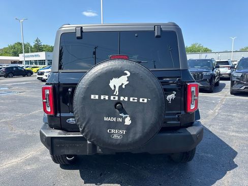 Used 2025 Ford Bronco Outer Banks AWD/4WD image 8