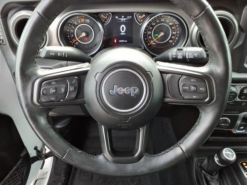 Used 2022 Jeep Wrangler Willys AWD/4WD image 21