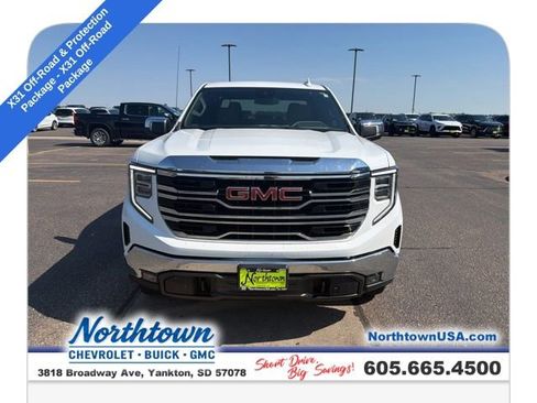 Used 2025 GMC Sierra 1500 SLT AWD/4WD image 3