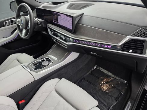 Used 2025 BMW X5 sDrive40i w/ M Sport Package RWD image 28