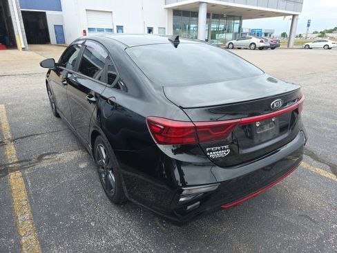 Used 2021 Kia Forte GT-Line w/ GT-Line Premium Package FWD image 2