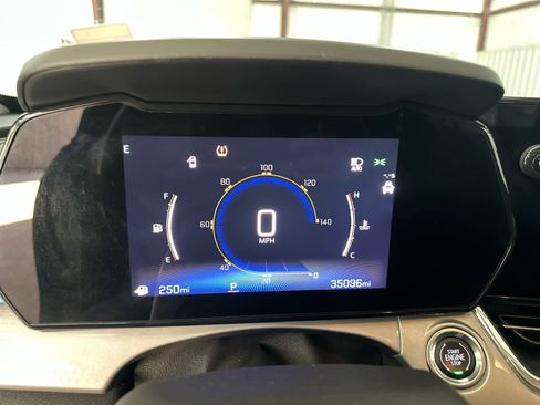 Used 2025 Chevrolet Trax LT image 19