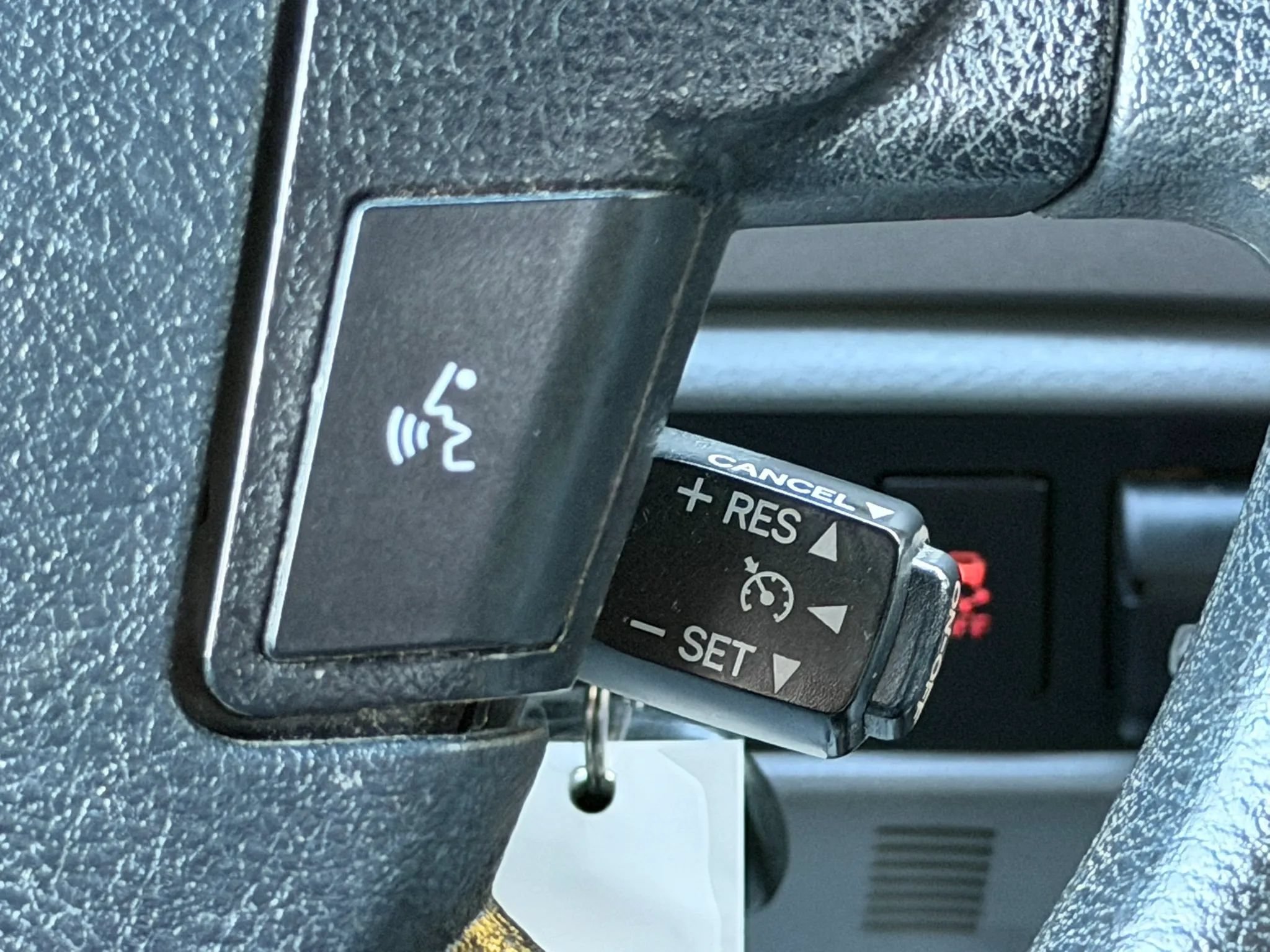Used 2011 Toyota Tundra 2WD CrewMax w/ SR5 Pkg image 33