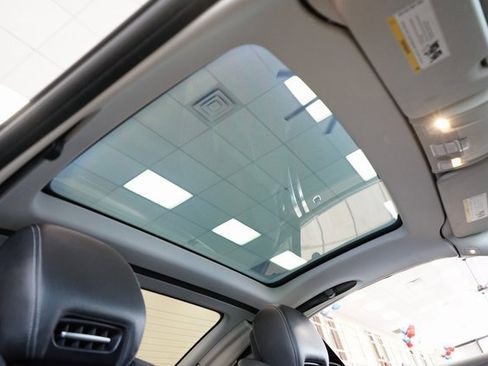 Used 2015 Mercedes-Benz SL 550 SL 550 image 14