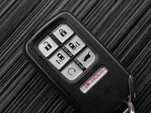 Used 2024 Honda Odyssey EX-L image 16