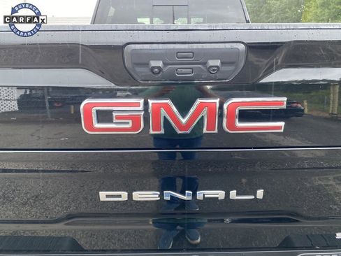 Used 2024 GMC Sierra 2500 Denali image 18