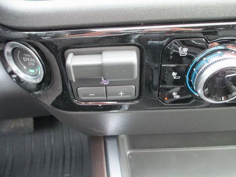 New 2026 GMC Sierra 1500 SLT w/ SLT Premium Plus Package image 20