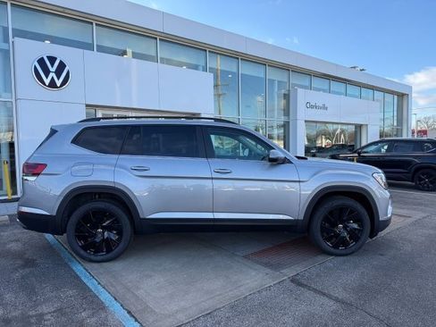 New 2026 Volkswagen Atlas SE image 6