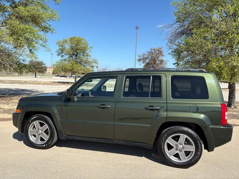 Used 2007 Jeep Patriot Sport image 6