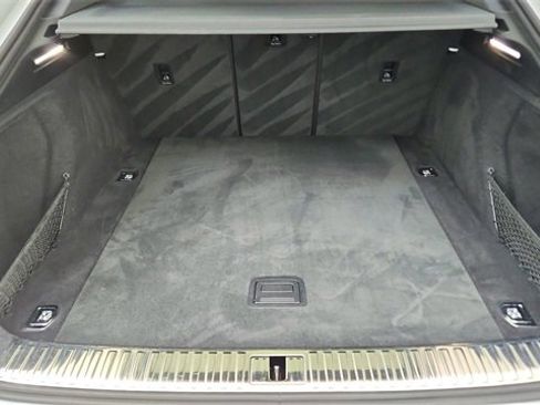 Used 2023 Audi e-tron S Prestige w/ Prestige Package image 15