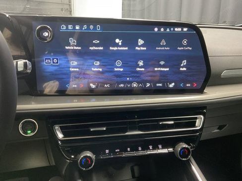 New 2026 Chevrolet Traverse LT w/ Midnight/Sport Edition AWD/4WD image 27