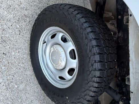 Used 2020 Ford F150 XL w/ Equipment Group 101A Mid AWD/4WD image 12