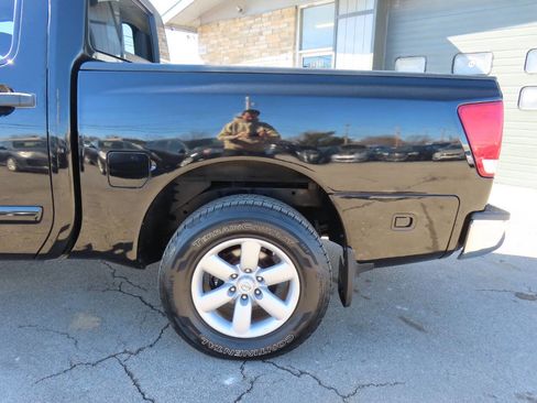 Used 2012 Nissan Titan SV w/ SV Premium Utility Pkg image 37