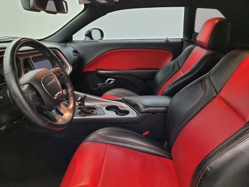 Used 2019 Dodge Challenger SXT w/ Blacktop Package RWD image 17