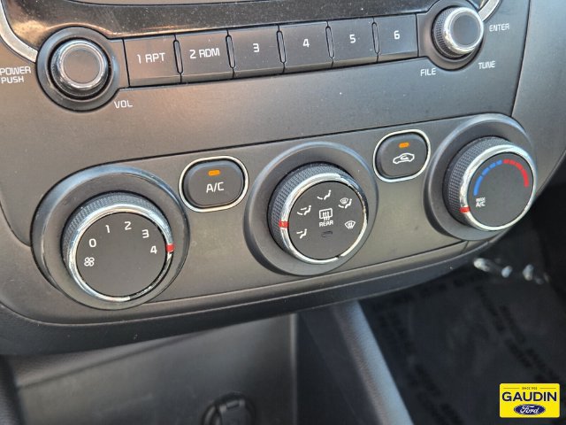 Used 2017 Kia Forte LX FWD image 21