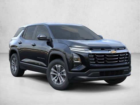 New 2026 Chevrolet Equinox LT FWD image 2