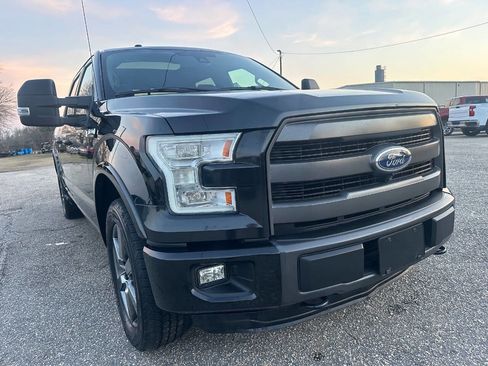 Used 2015 Ford F150 Lariat w/ Equipment Group 502A Luxury image 11