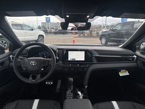 New 2026 Toyota Camry Hybrid w/ Convenience Package AWD/4WD image 9