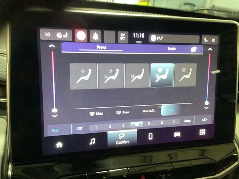 Used 2023 Jeep Compass Limited AWD/4WD image 36