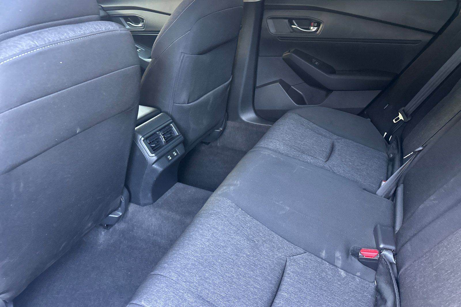 Used 2025 Honda Accord SE image 11