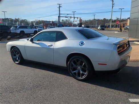 Used 2019 Dodge Challenger SXT w/ Plus Package image 6