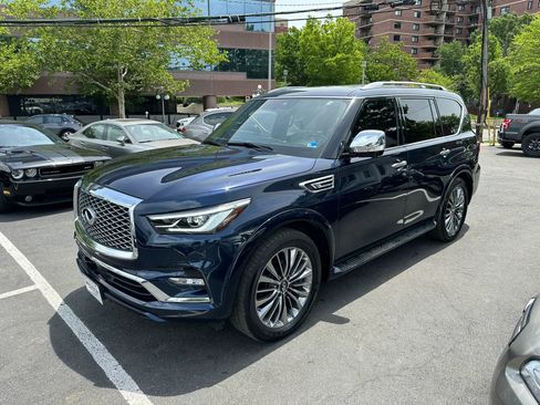 Used 2021 INFINITI QX80 Sensory w/ All-Season Package AWD/4WD image 4