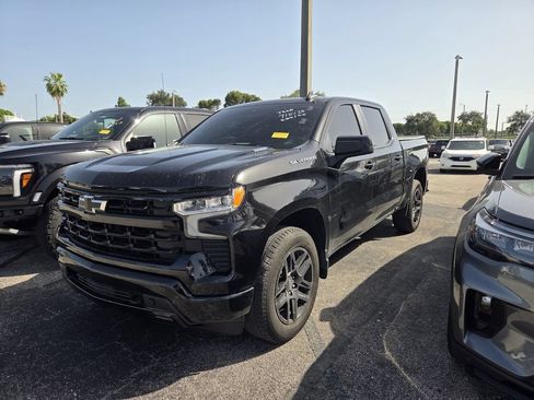 Used 2024 Chevrolet Silverado 1500 RST RWD image 3