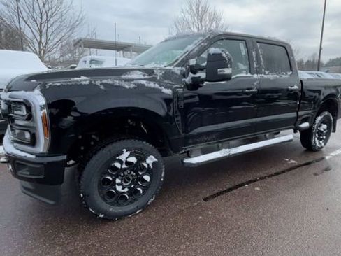 New 2026 Ford F250 Lariat w/ Black Appearance Package image 6