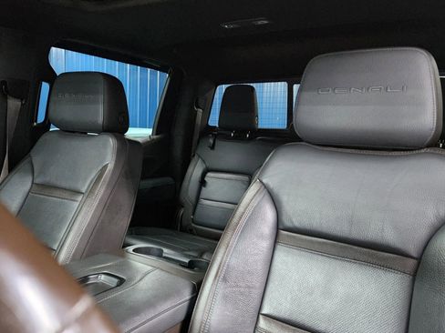 Used 2020 GMC Sierra 1500 Denali w/ Denali Ultimate Package image 11