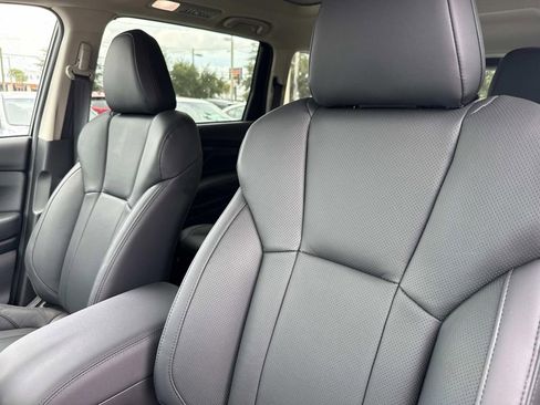 New 2025 Subaru Ascent Bronze Edition image 18