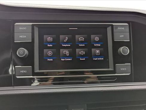 Used 2024 Volkswagen Jetta Sport FWD image 27