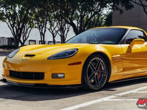 Used 2008 Chevrolet Corvette Z06 w/ Preferred Equipment Group RWD image 42