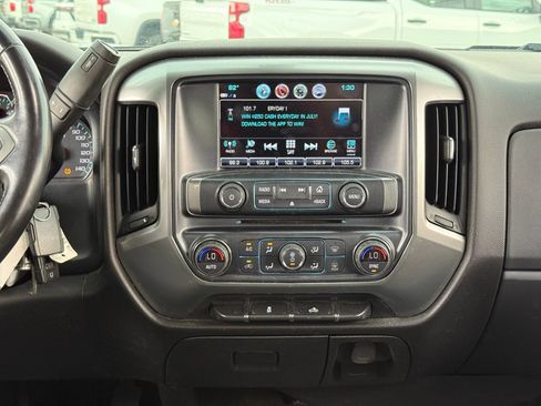 Used 2018 Chevrolet Silverado 1500 LT w/ All Star Edition AWD/4WD image 14
