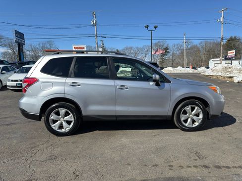 Used 2015 Subaru Forester 2.5i Premium w/ All-Weather Package image 8
